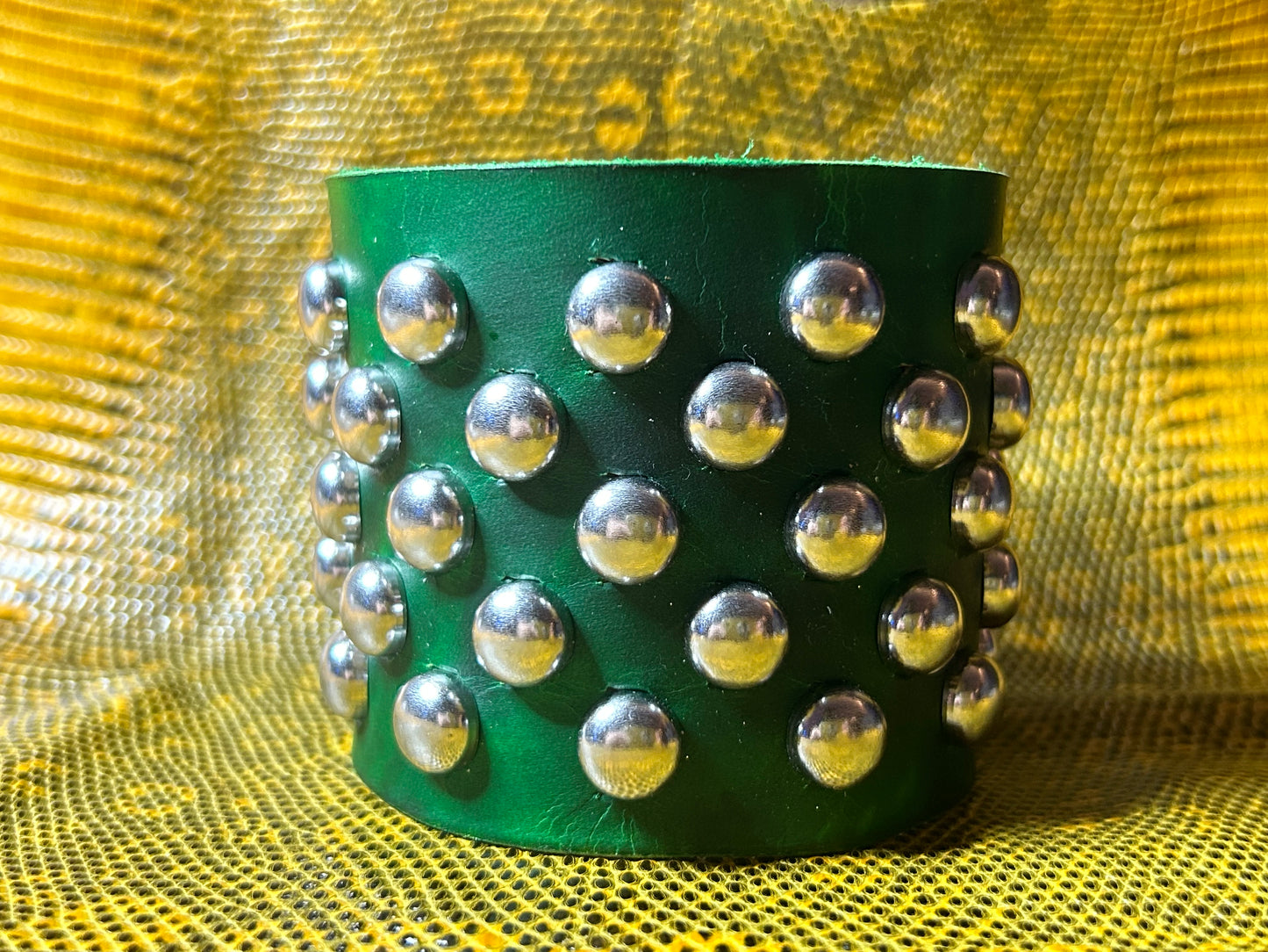 Armor cuff